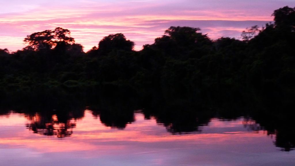 Cantão dourado ao entardecer